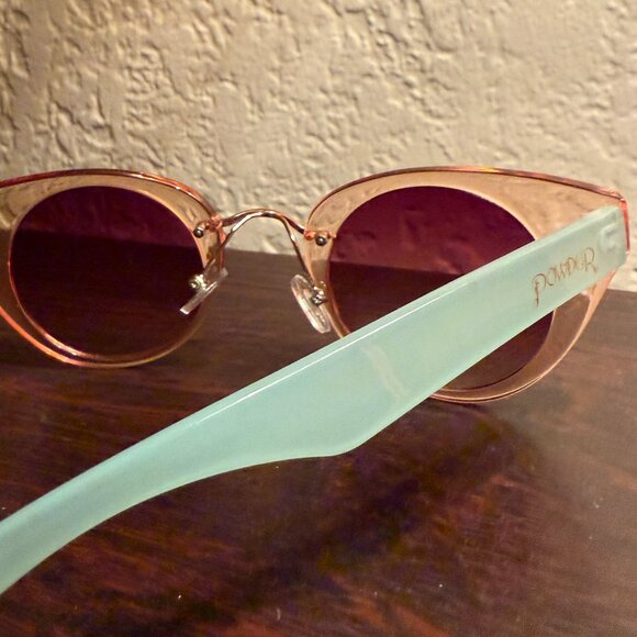 Powder Oversized Round Geometric Cat Eye Sunglasses \\ Pink and Blue // Clear - Picture 4 of 5